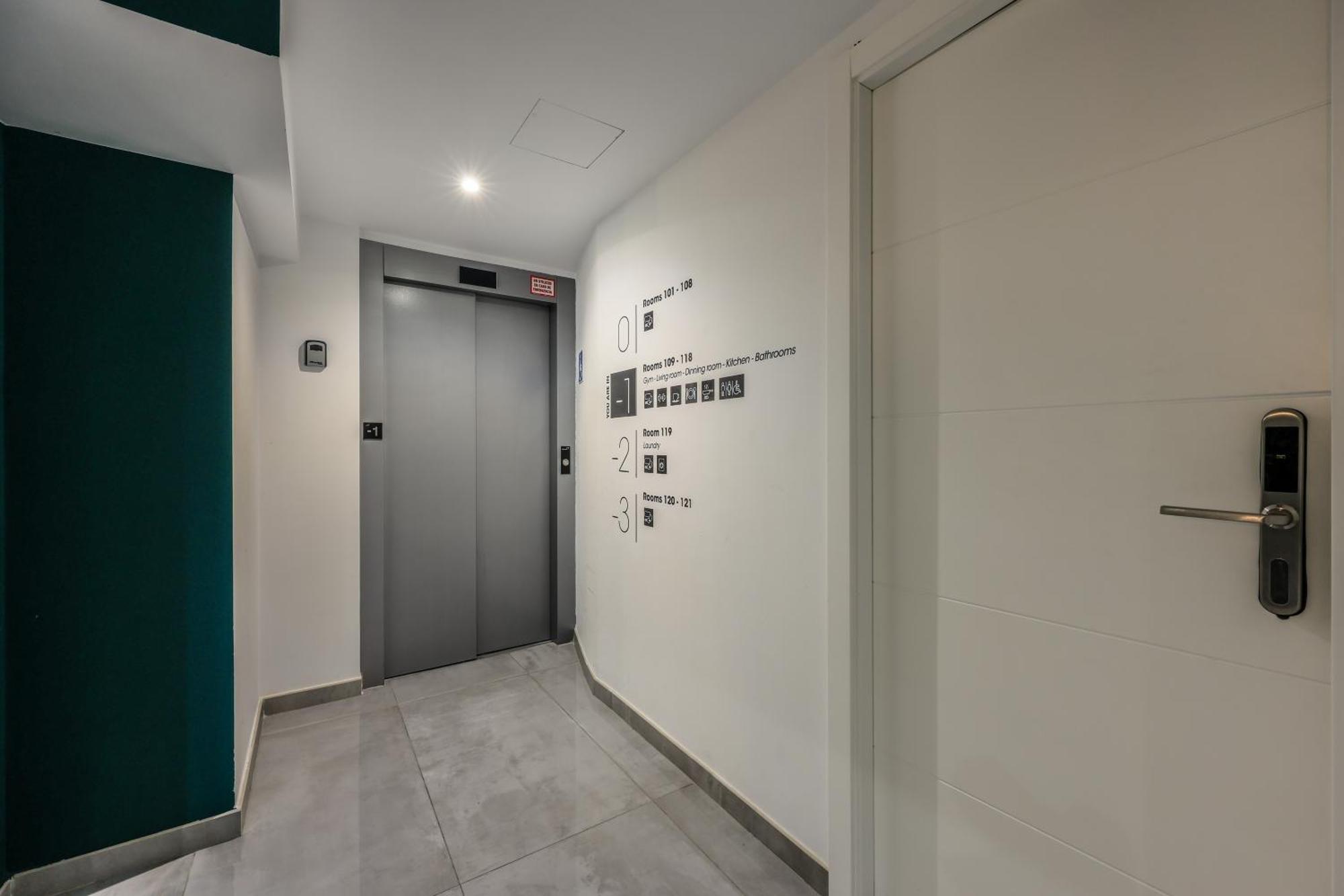 Amazinn Places Blasco De Garay 113 Madrid Exterior photo