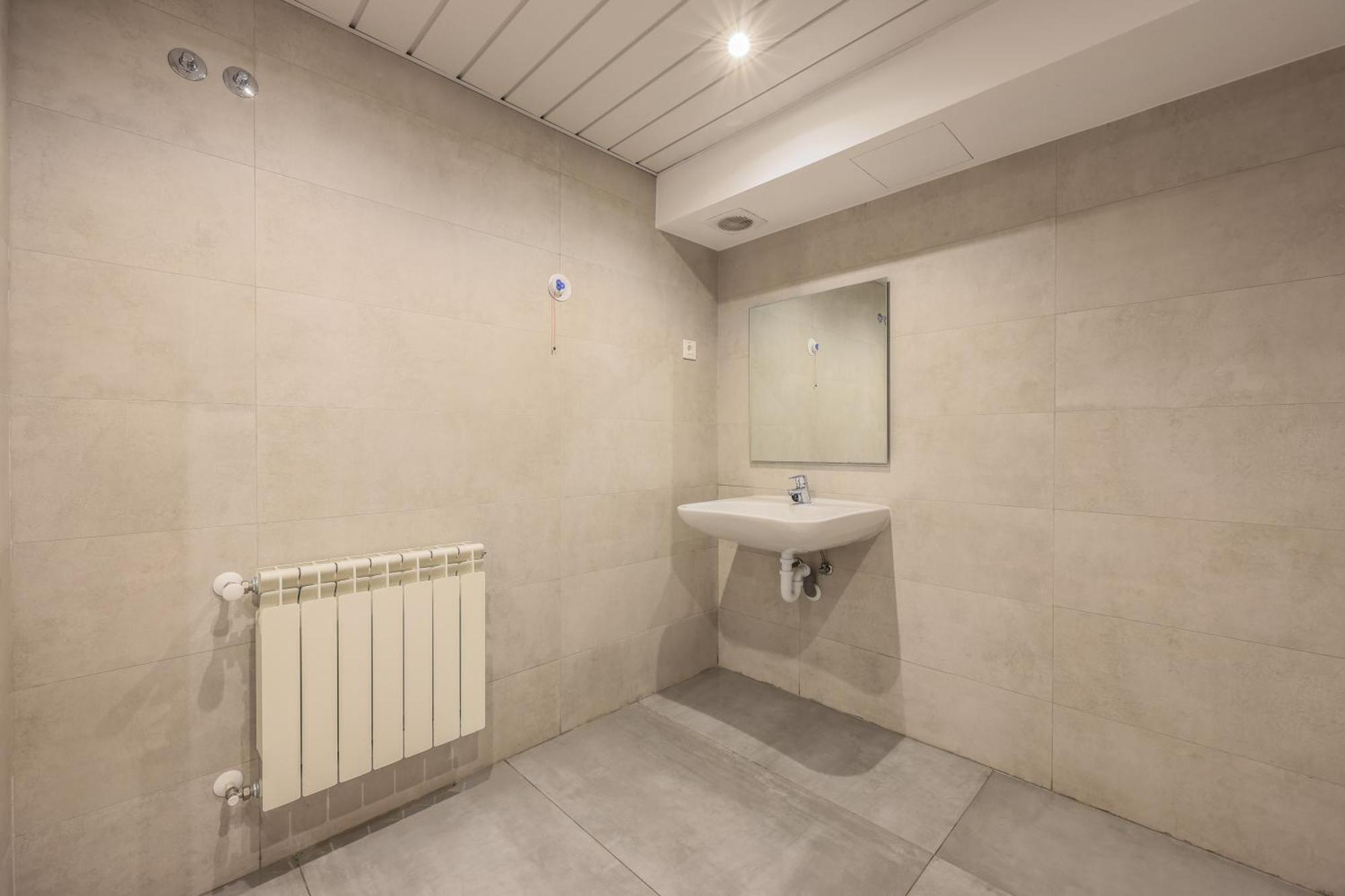Amazinn Places Blasco De Garay 113 Madrid Exterior photo