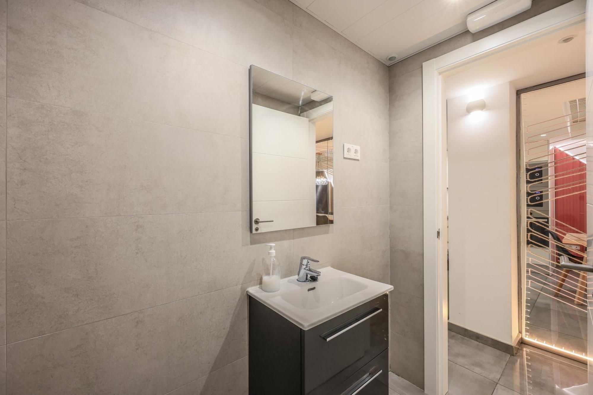 Amazinn Places Blasco De Garay 113 Madrid Exterior photo